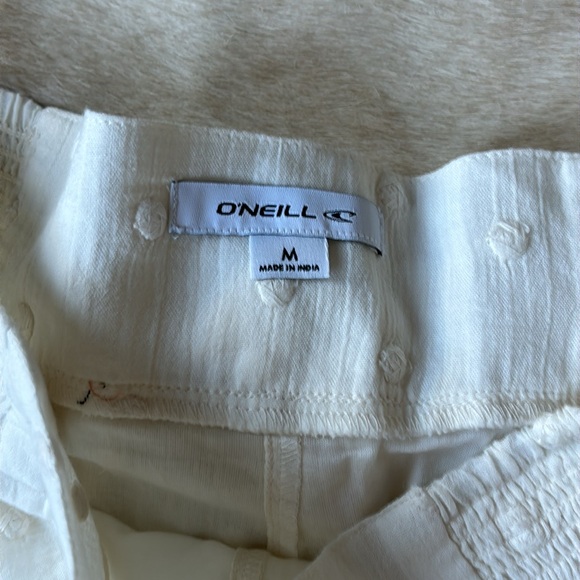 O’NEILL Cream Textured Pom Pom Shorts - Picture 7 of 13
